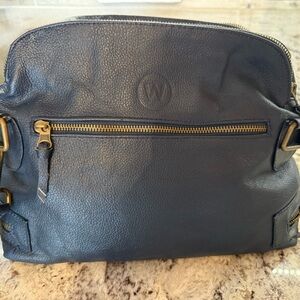 WANDERER TRAVEL. CO  “MANHATTAN” CROSSBODY - NAVY BLUE